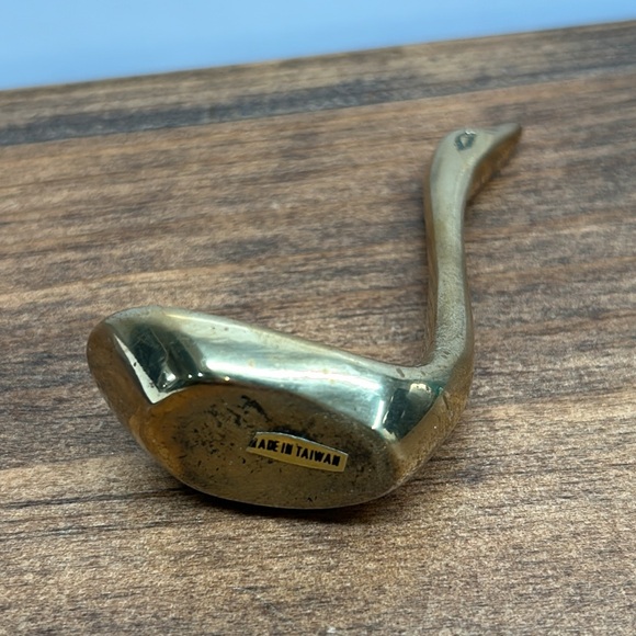 Vintage MCM Small Brass Swan Figurine Collectible - Picture 5 of 10